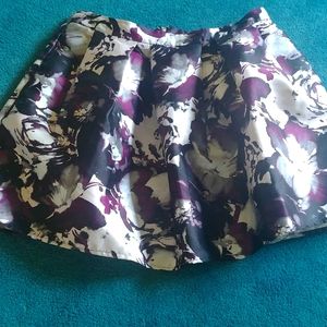 BCX Bl, wh, purple some gray skirt
